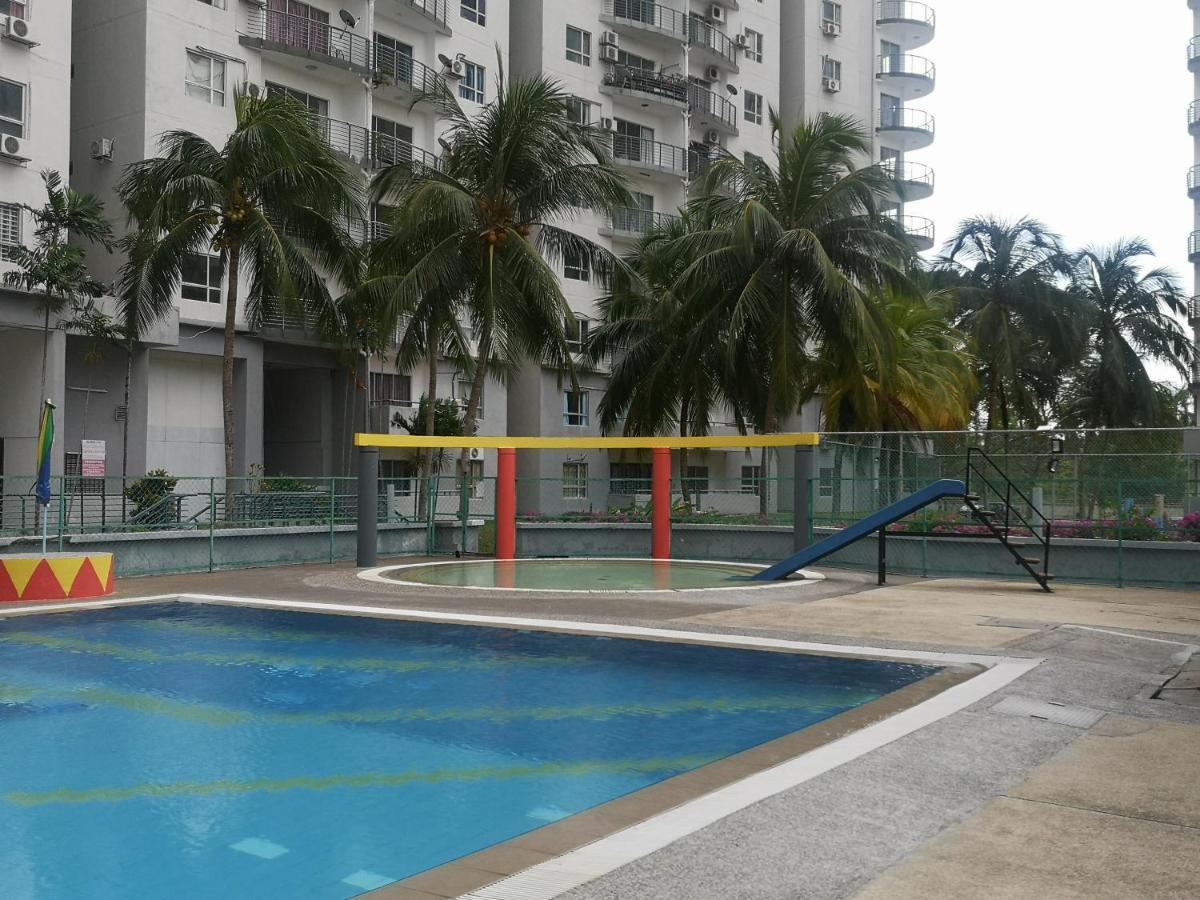 B13-11marina View *